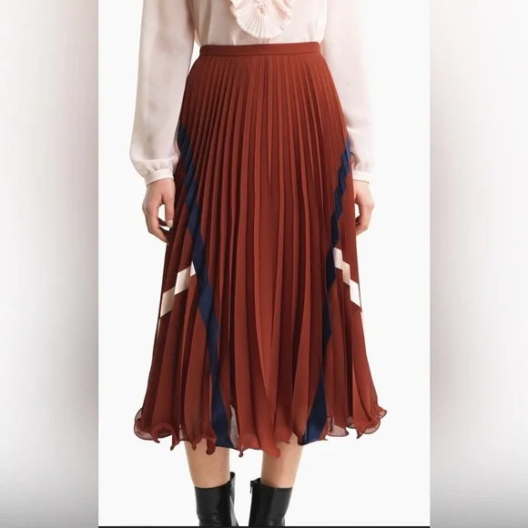 See By Chloe Woman Satin Trimmed Plissé
Georgette Midi Skirt Brown Size:4 - Picture 4 of 7